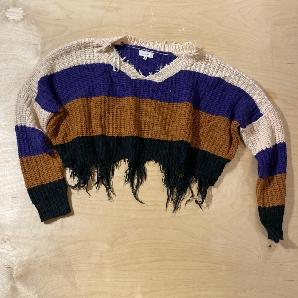 Love J Cropped Sweater Small (FP)